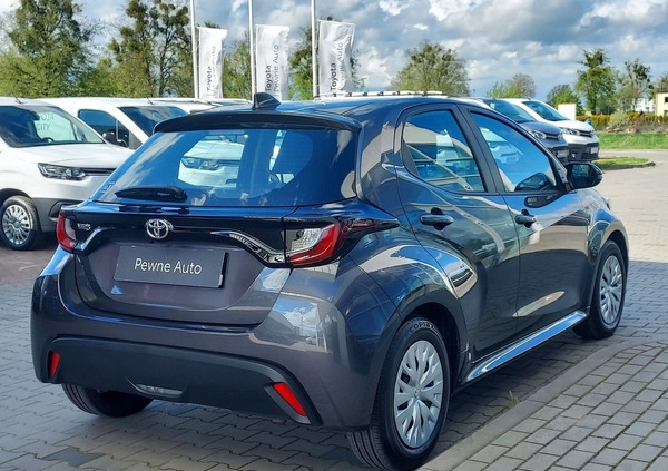 Toyota Yaris cena 72900 przebieg: 12000, rok produkcji 2023 z Brzeziny małe 254